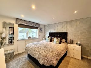 Photo 4- click for photo gallery